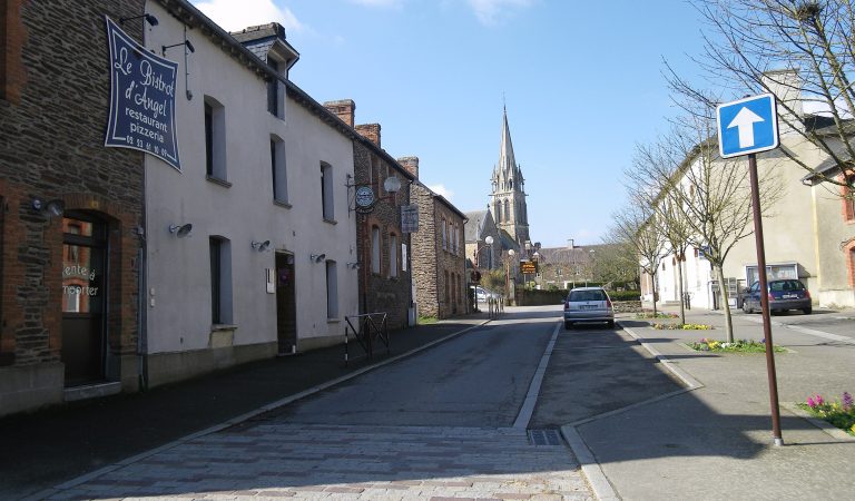 Goven – Fauchée par le fourgon de son ex-compagnon : un féminicide présumé secoue la commune