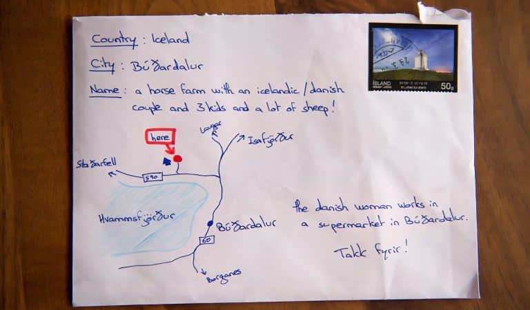 Islande – Il dessine une carte à la main sur l’enveloppe : la Poste retrouve la ferme sans adresse